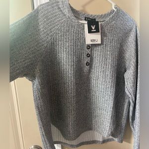 NWT Very J Long Sleeve Henley top (L)